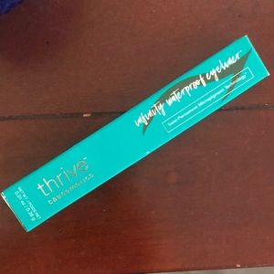 Thrive infinity waterproof eyeliner green